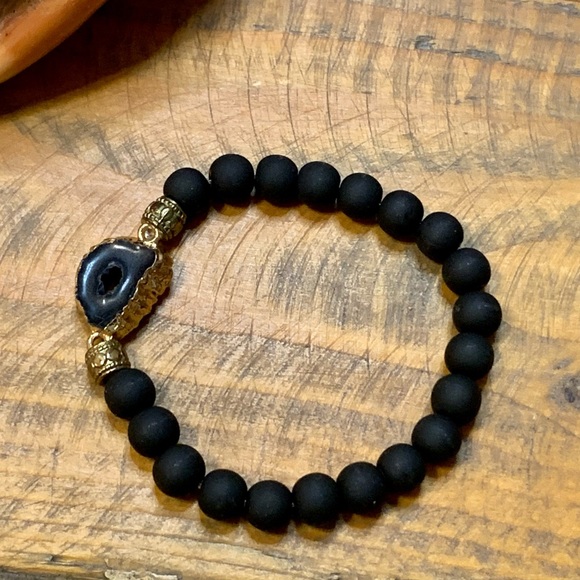 Black Onyx Druzy Agate Silicone Beaded Bracelet - Picture 5 of 9